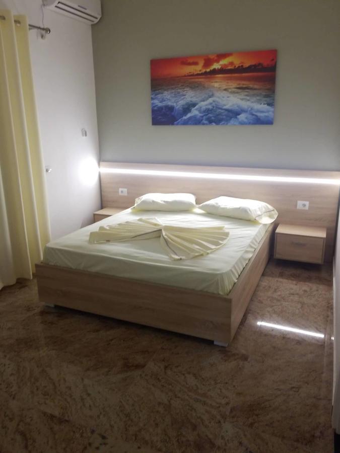 Apartmán Elvin Deluxe Velipojë Exteriér fotografie